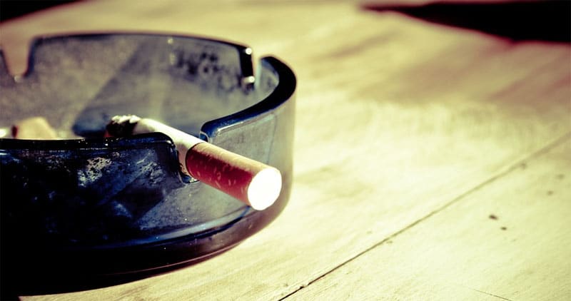 smoking makes back pain worse